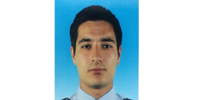 Başını havuzun duvarına çarpan komiser yardımcısı öldü