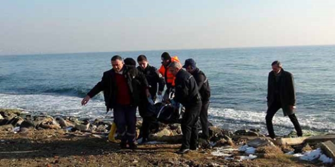 Belediye işçisi deniz kıyısında bulundu
