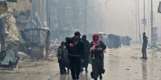 Suriyeli aileler Halep'e dönmeye başladı
