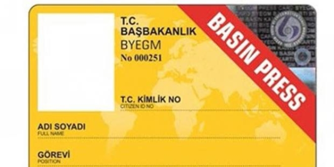 Amberin Zaman'ın basın kartına iptal