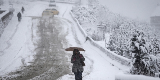 Ankara'ya yarn kar, sonra da dondurucu souklar gelecek