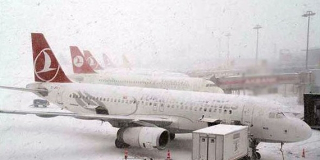 THY'den yolculara 'kar' uyar�s�