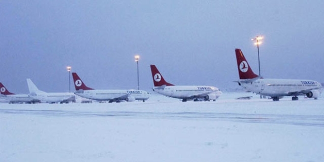 THY'nin Atatrk Havaliman'ndaki 610 seferi iptal oldu