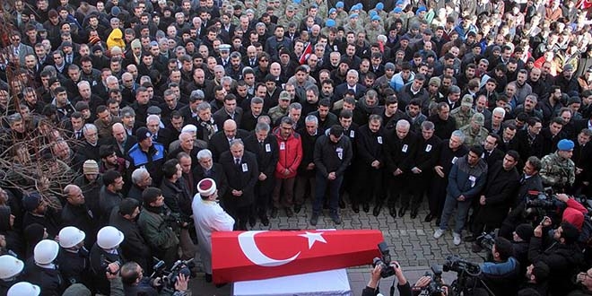 Kahraman polis Fethi Sekin son yolculuğuna uğurlandı