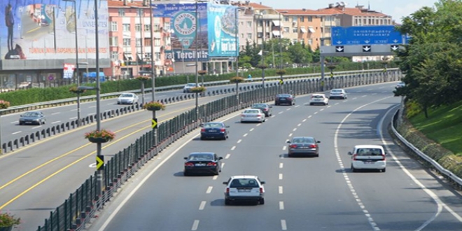 İstanbul'da trafik yoğunluğu yüzde 2