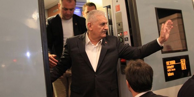 Ba�bakan Y�ld�r�m Ankara'ya geldi