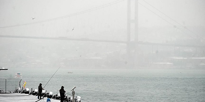 İstanbul Boğazı çift yönlü gemi geçişlerine kapatıldı