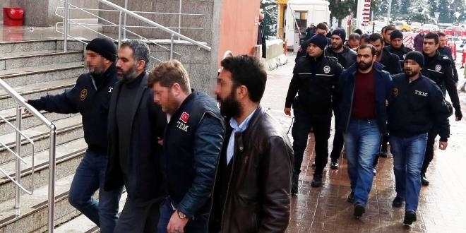 Emniyet Müdürlüğü'ne saldırı planı yapanlar adliyede