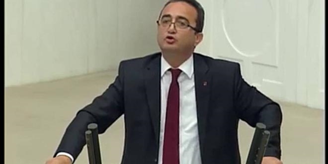 'Anayasa değişiklik teklifine direnme namus borcudur'