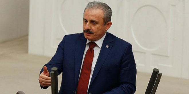 'T�rkiye'nin kendisini yeniden in�a etmesi gerekiyor'