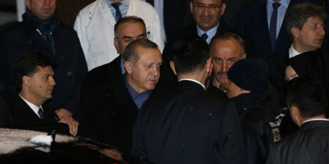 Cumhurbakan Erdoan'dan Kahraman'a ziyaret