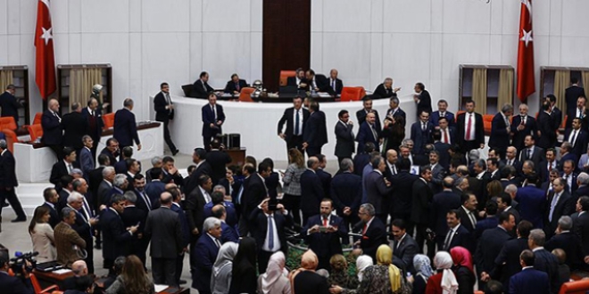 Teklifin üçüncü maddesinin gizli oylamasına geçildi