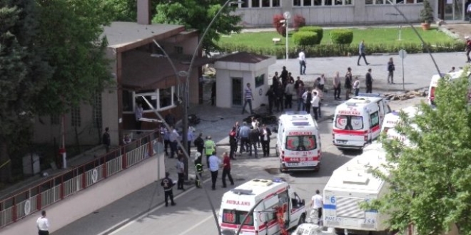 Gaziantep'teki saldrda yaralanan polis Hacettepe'ye sevk edildi