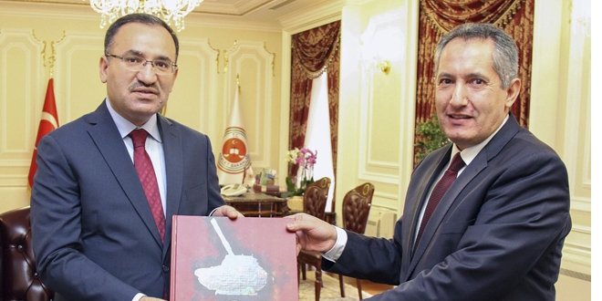 Adalet Bakanlığından 15 Temmuz'a özel kitap