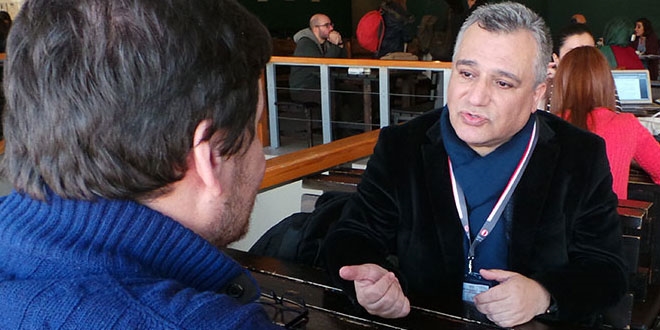 'Sosyal medya narsist yapıyor'