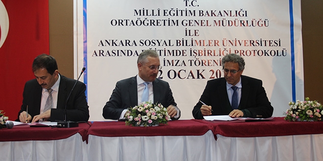 'Eğitimin de bir felsefesi olsun diye tartışıyoruz'