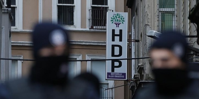 HDP'li yneticilerin de bulunduu 14 kii gzaltna alnd