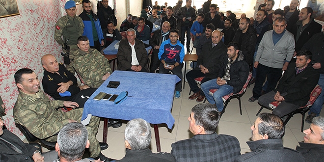 'Halka güveniyorum, askeri çarşı iznine göndereceğim'