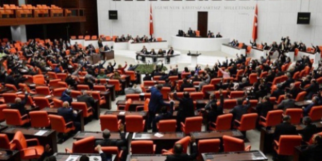 Genel Kurul'da CHP ile MHP arasında tartışma