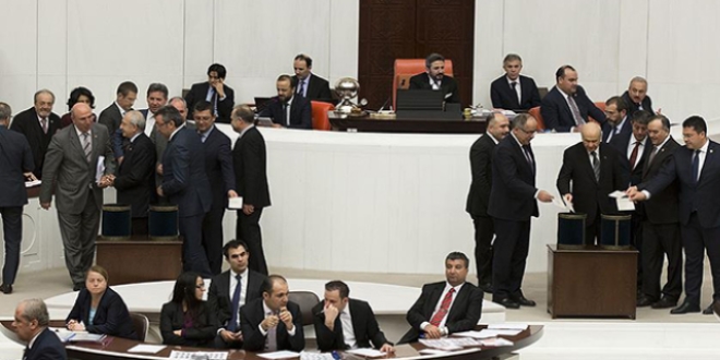 Anayasa mesaisinde ikinci tur başlıyor