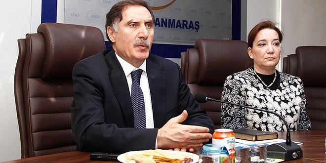 'T�rkiye b�t�n insanl���n onurunu temsil ediyor'