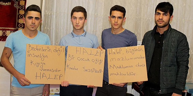Lise ��rencileri, devletten ald�klar� bursu Halep'e ba���lad�