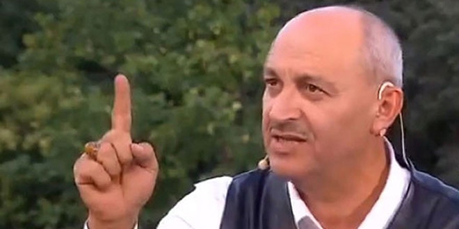 İlahiyatçı Aşkar: Canlı yayın kazasıydı, özür dilerim