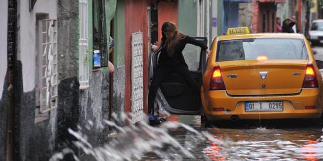 Mula'daki saanak ya su basknlarna neden oldu