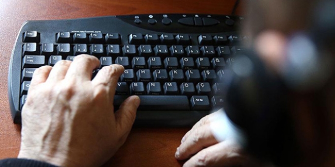 Engelliler konu�arak engelini a�acak