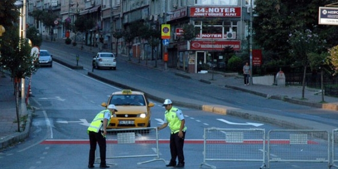 stanbul'da baz yollar trafie kapatlacak