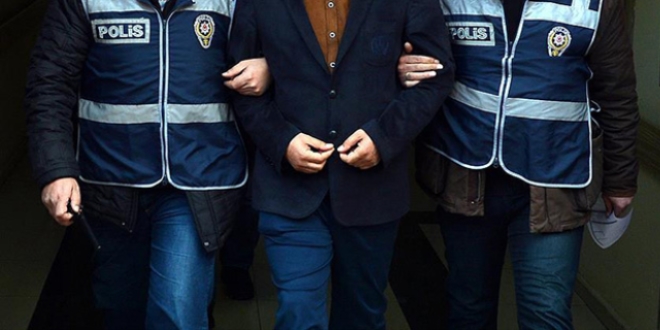 Kahramanmara'ta ihra edilen 3 retmen tutukland