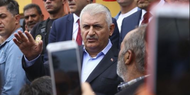 Başbakan Yıldırım, şehit ailesini ziyaret etti