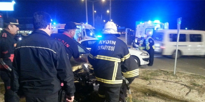 Aydın'da motosiklet devrildi 2 çocuk ağır yaralandı