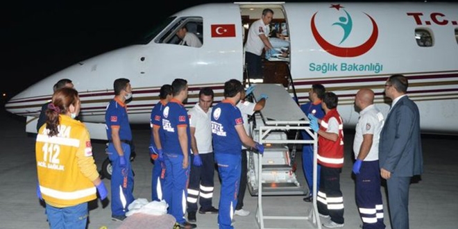 Umre'de rahatsızlandı, ambulans uçakla memleketine getirildi