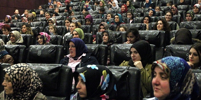 Köylerdeki kadınlar ilk kez sinemayla buluştu