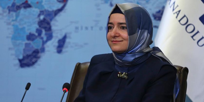 Bakan Kaya: Buraya giden boşanıp çıkıyor