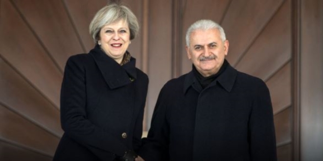 Trkiye ile ngiltere 'Milli Muharif Uak' retecek