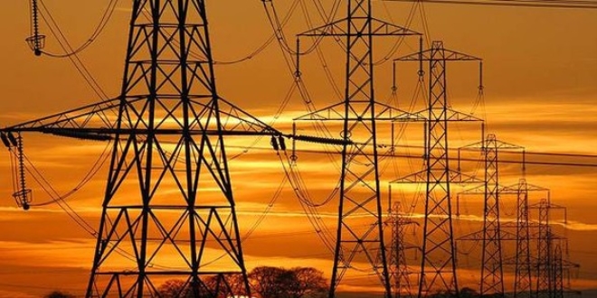 Tüketicilerin elektrik şirketini seçme hakkı engelleniyor