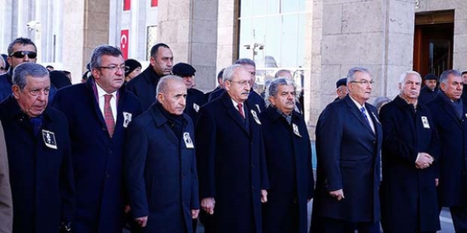 Kılıçdaroğlu, Öztürk için düzenlenen törene katıldı
