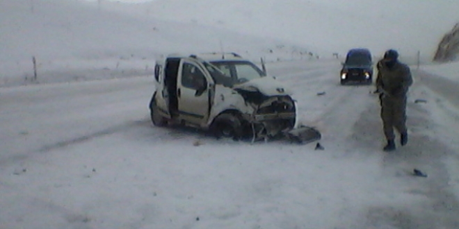 Malatya'da trafik kazası: 1 ölü, 2 yaralı