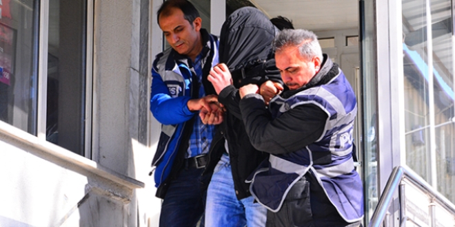 Cezaevi firarisi ev kiralayınca yakalandı