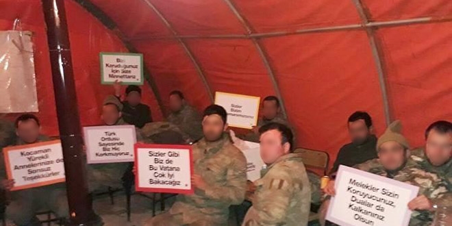Fırat Kalkanı'na katılan askerlerden mektuplara cevap