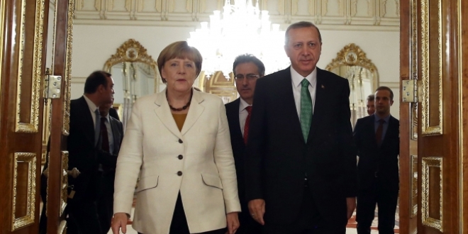 Erdoan, Almanya Babakan Merkel'i kabul etti