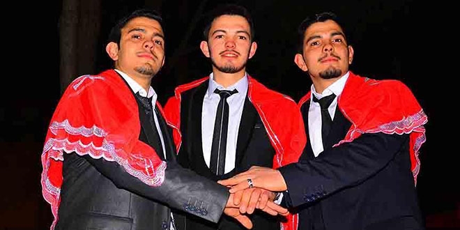 Askere gidecek ���zlerin k�nas�n� jandarma yakt�