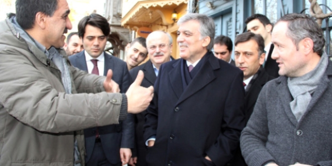 11. Cumhurbaşkanı Gül, hilye-i şerif sergisini ziyaret etti