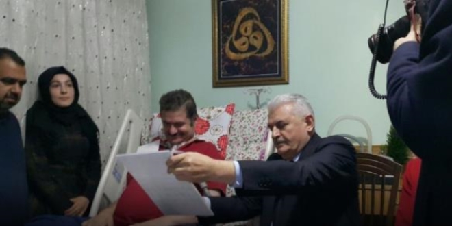 Babakan Binali Yldrm, ALS hastas Yasin Asma'y ziyaret etti