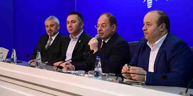 'FETÖ ile irtibatlı bin 500 civarında doktor ihraç ettik'