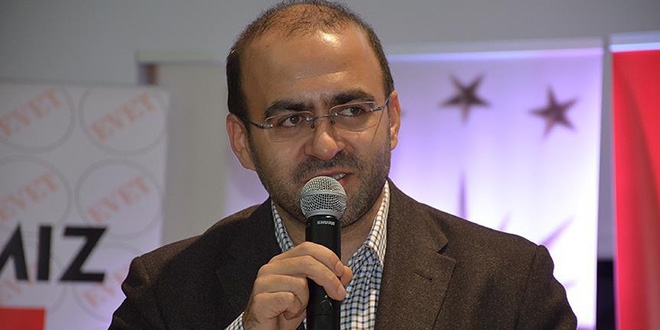 'Mevcut sisteme siyaset biliminde bulunabilmiş isim yok'