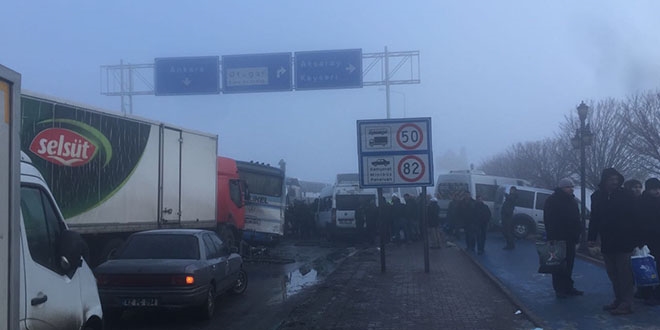Konya'da zincirleme trafik kazası
