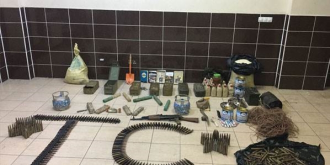 Hakkari'de PKK'ya ait silah ve mhimmat bulundu